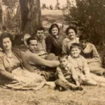 Members of the Dimitriadis, Harapas and Karanicholas families at Nielsen Park, 1963.