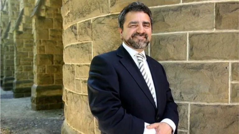 The Pharos Alliance: Greek belongs in Victoria