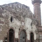 restoring_mosque