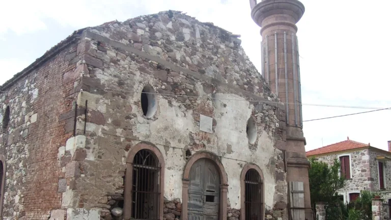 Greece criticised for not restoring historic mosques on Lesvos