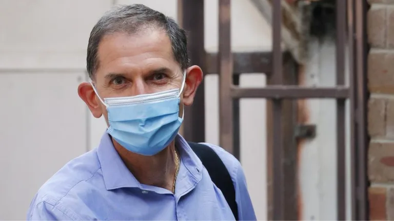 Sydney doctor Peter Alexakis wins appeal to keep patient’s $24 million estate