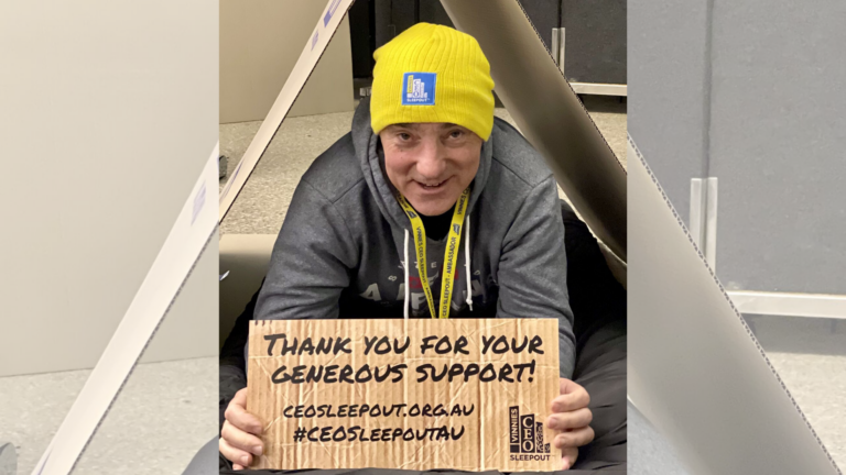 Vinnies CEO Sleepout: Greek Australians brave cold for homelessness awareness