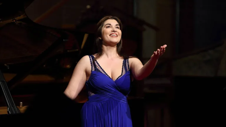Soprano Christiana Aloneftis wins 2024 Brian Boak Bursary