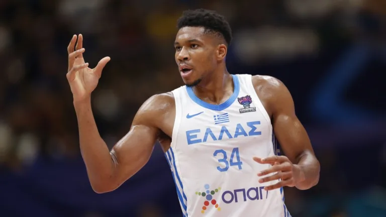 Giannis Antetokounmpo to play for Greece in Olympics qualifier