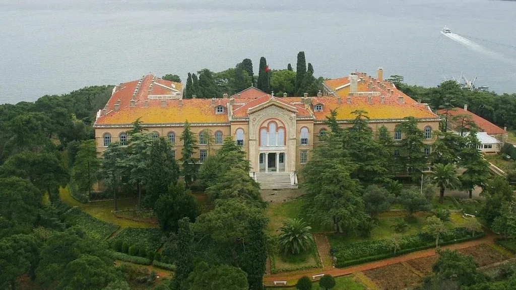 halki-theological-school