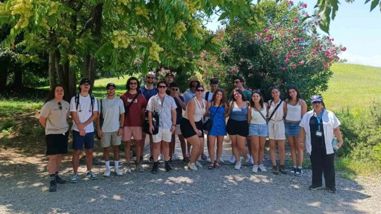 Greek Community of Melbourne’s Cultural Camp for youth tightens bonds with Greece
