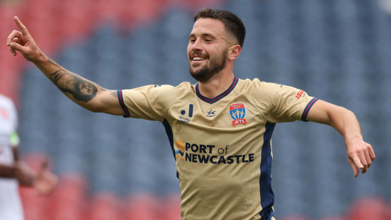 Newcastle Jets agree transfer fee for Stamatelopoulos to European Club