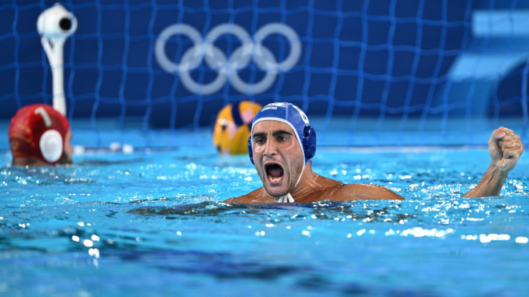 Greece’s Olympic water polo team secures win over Montenegro