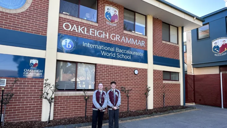 Two Oakleigh Grammar Year 12 students become local heroes