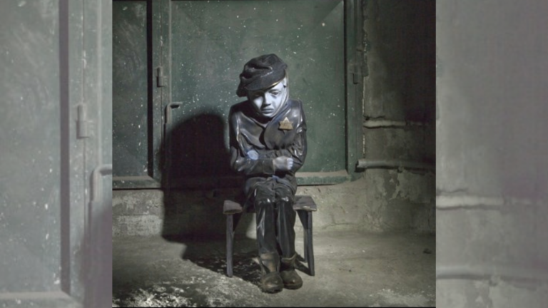 Anastasia Xanthopoulou: Greek Australian sculptress educating people on the Holocaust