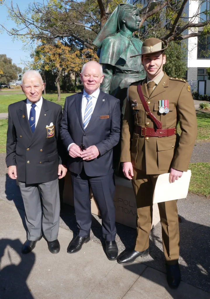 Captain Ryan Curtis (right) with AHEPA Victoria’s Peter Patisteas OAM and Melbourne Shrine CEO Dean Lee. Photo Jim Claven 2024.