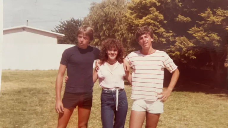 Meet three ladies who dared to leave Down-Under for Greek island bliss