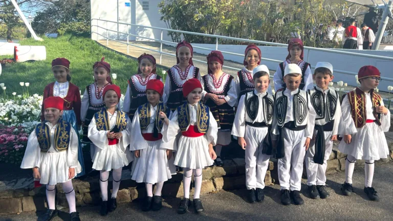 Greek dancing a hit at Canberra’s annual Floriade festival