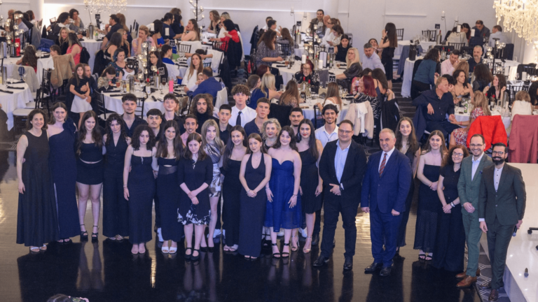 Unforgettable evening at the Greek Community of Melbourne School Dance