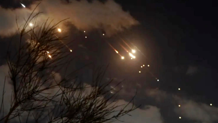 Greek officials condemn Iran’s missile attacks on Israel