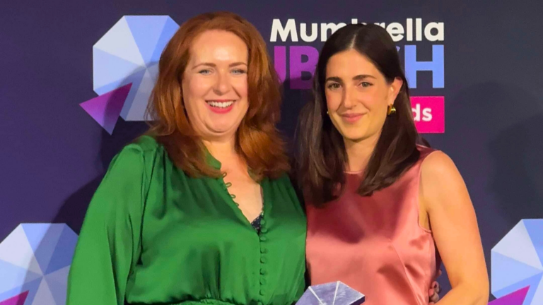 Amanda Bardas wins Publish Leader of the Year at Mumbrella Publish Awards