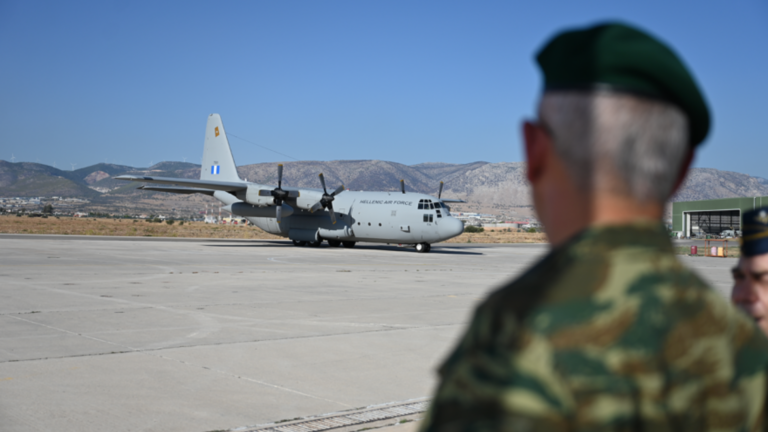 Greek military aircraft brings Cypriots home from Lebanon