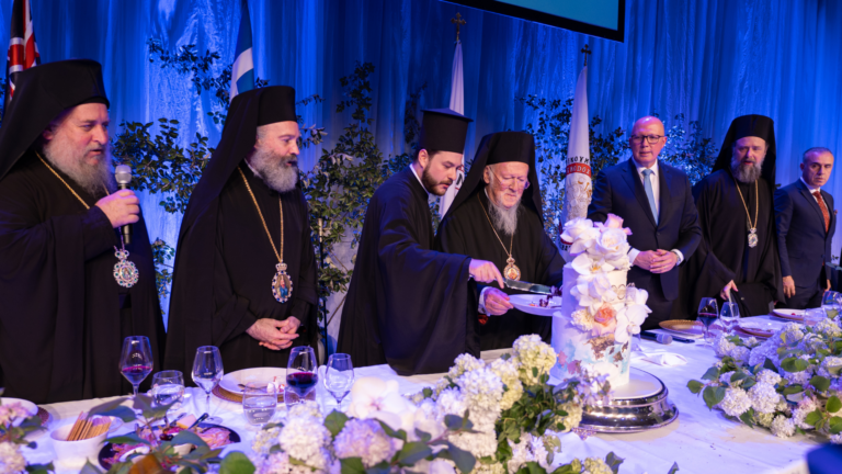 Greek diaspora honour Ecumenical Patriarch Bartholomew at official dinner in Sydney
