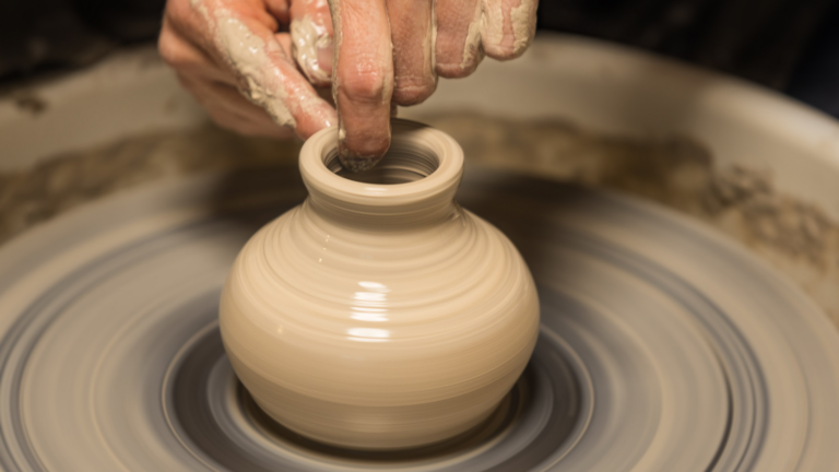 Greek potter preserves ancient craft, wins UNESCO recognition
