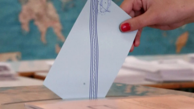 Greek citizens in Australia risk removal from electoral roll as deadline looms