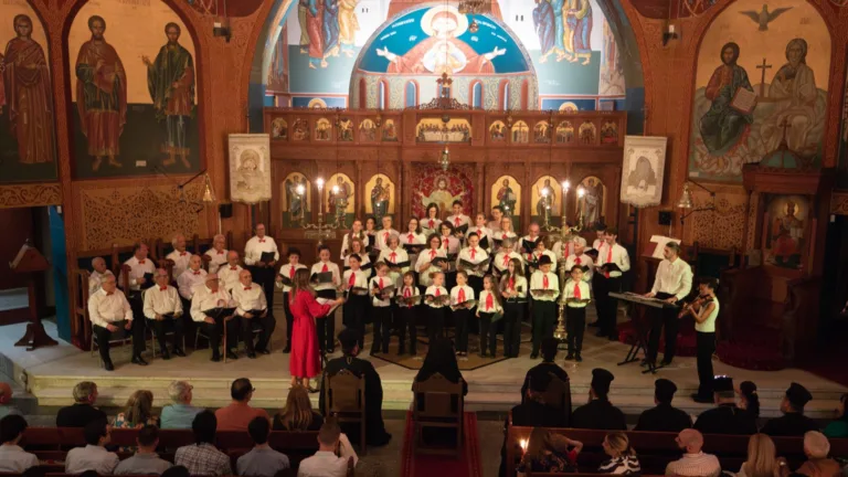 Brisbane’s Greek community enjoys inaugural ‘Christmas Carols by Candlelight’