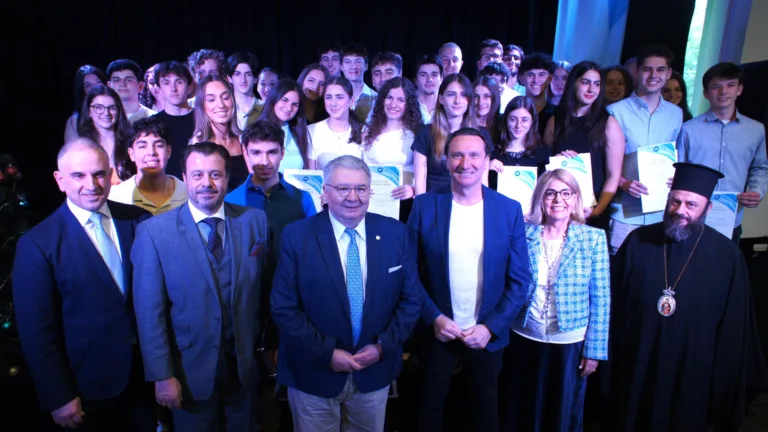 Celebration of excellence: Greek Community of Melbourne honours VCE achievers