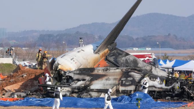 Greece sends condolences after South Korean plane crash kills 179