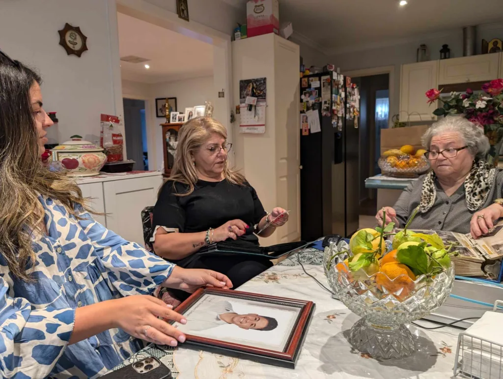 intergenerational christmas greek australians