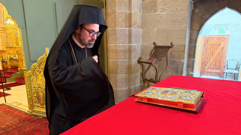 Metropolitan Iakovos of Ireland visits Australia
