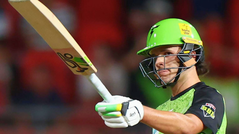Sam Konstas’ heroics help Sydney Thunder break BBL finale drought