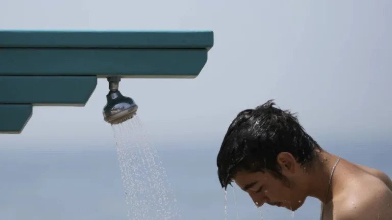 Greek hotel pools may use seawater amid drought on islands
