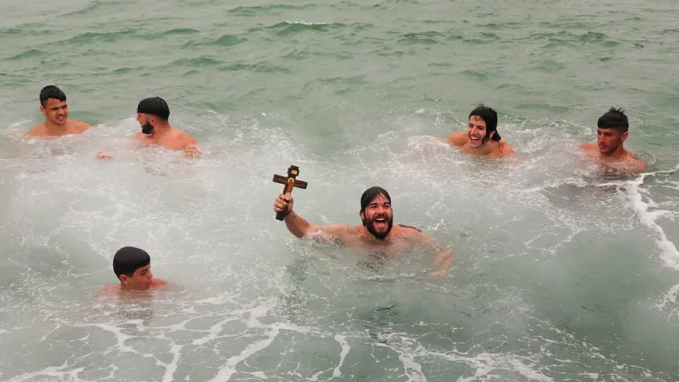 Rain fails to dampen spirits at Rosebud’s Blessing of the Waters