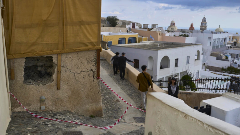 Santorini’s seismic activity declining as residents return