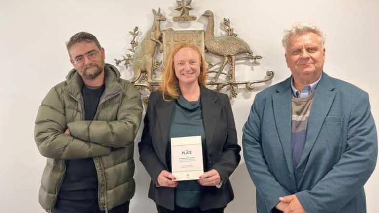 Ambassador Duncan, Karalis & Dramitinos focus on promoting Australian literature in Greece