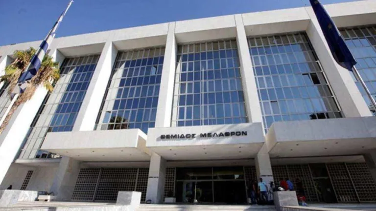 Greek judiciary opens inquiry into prosecutor’s son’s mysterious death