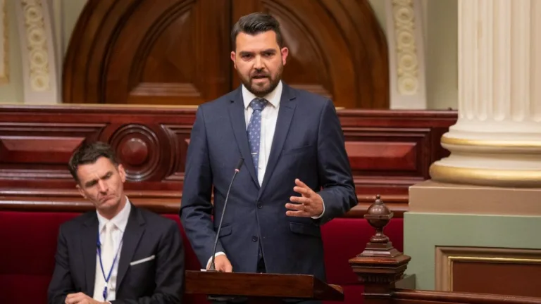 Greek Australians are ‘cornerstones of Victoria’: Evan Mulholland’s multicultural vision