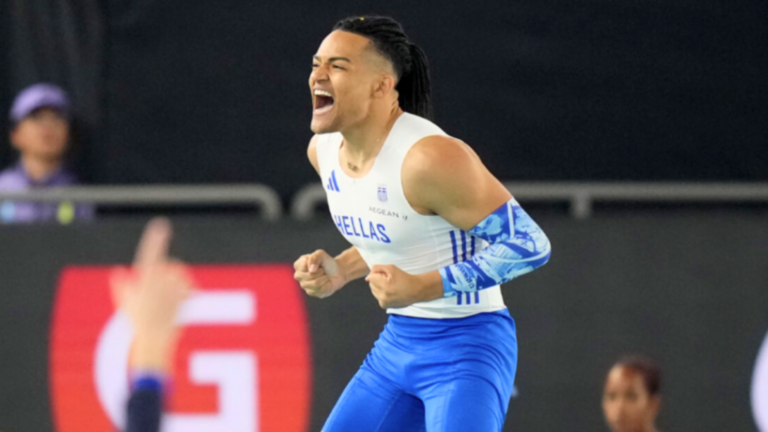 Greek pole vault star Emmanouil Karalis wins silver at World Indoor Championships