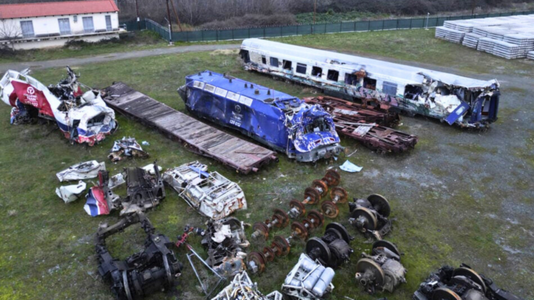 Greek Fire Service uncovers remnants of missing cabin from Tempi train collision