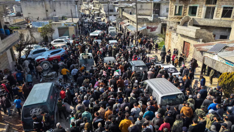 Greek Foreign Ministry urges peaceful solutions amid ongoing clashes in Syria