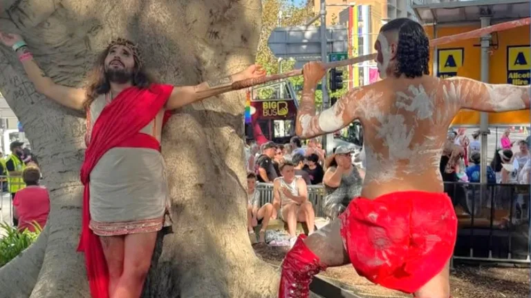Christian groups express outrage over ‘Spear Jesus’ Mardi Gras photo