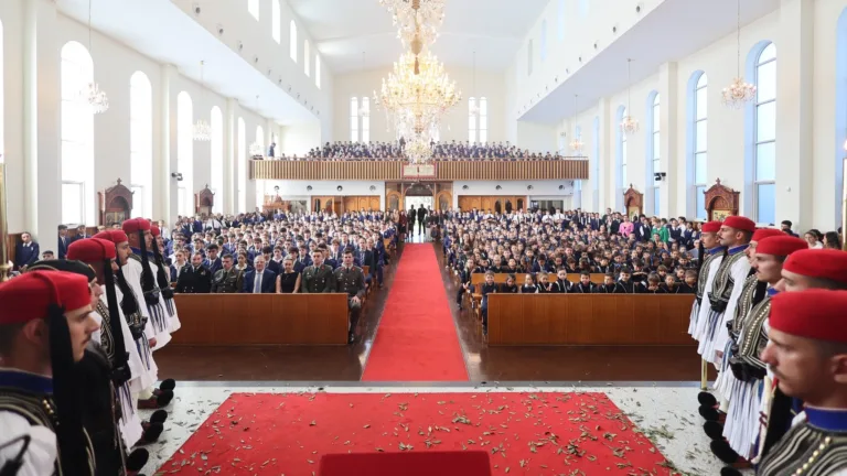 Evzones inspire students during memorable visit to St Spyridon College