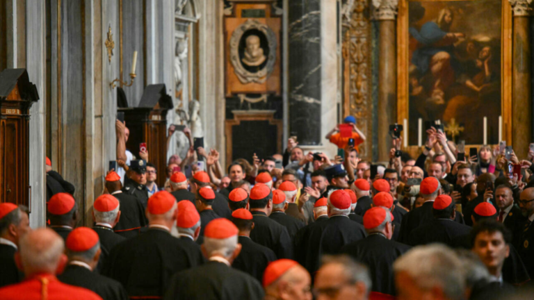 Vatican sets May 7 for conclave to elect new pope