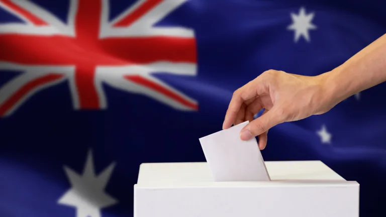 Your guide to Greek Australian candidates in the 2025 Federal Election