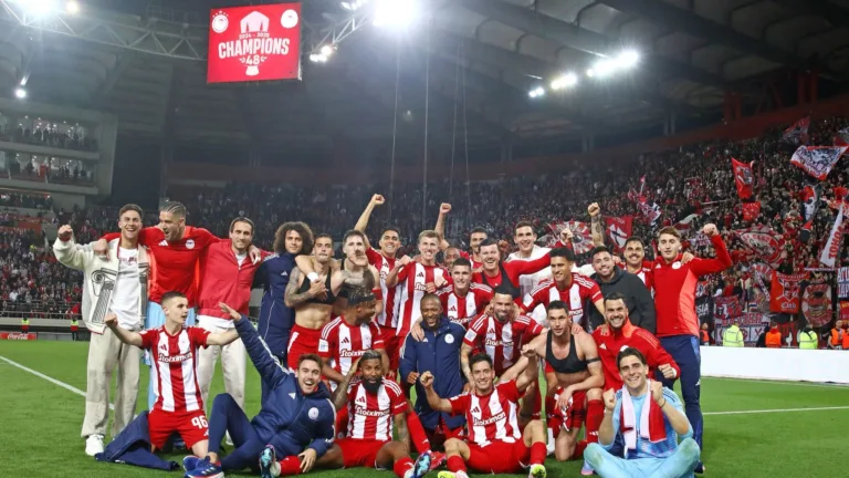 Olympiacos FC crowned Greek champions ahead of Cup final showdown
