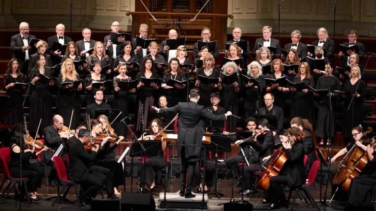 Australian Hellenic Choir to present ‘A Portrait of Greece’ celebrating music and migration