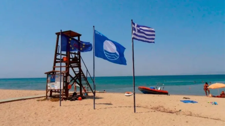 Greece ranks second globally for Blue Flags, but two Attica beaches lose status
