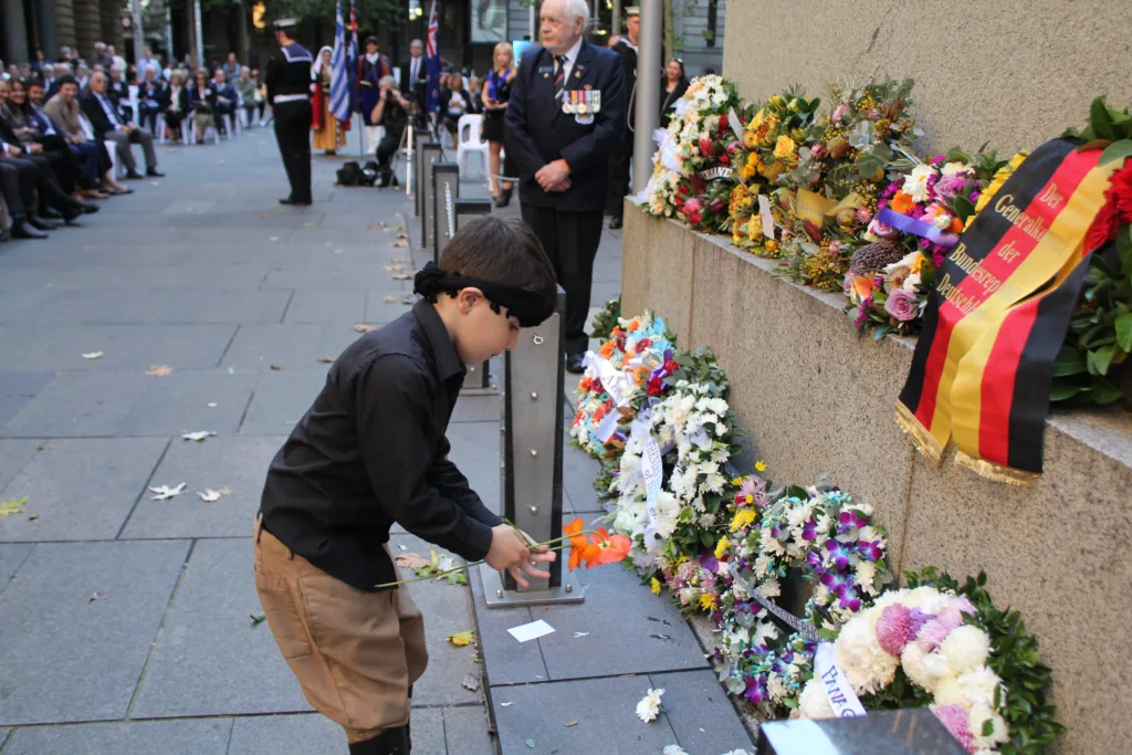 battle of crete wreath laying in sydney martin place