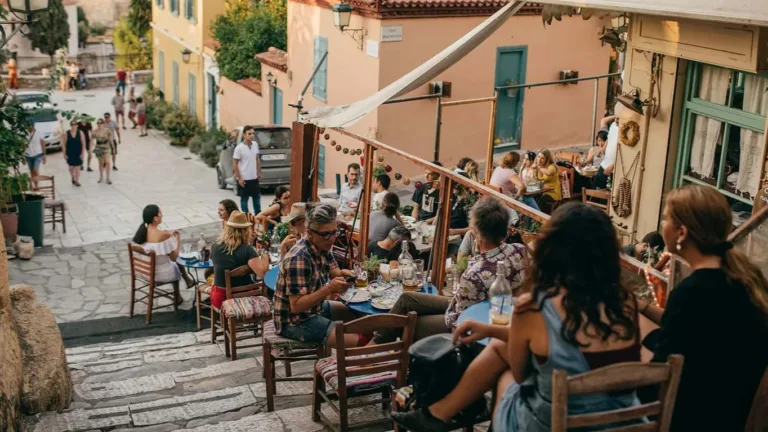 Greece races to fill tourism jobs ahead of summer season