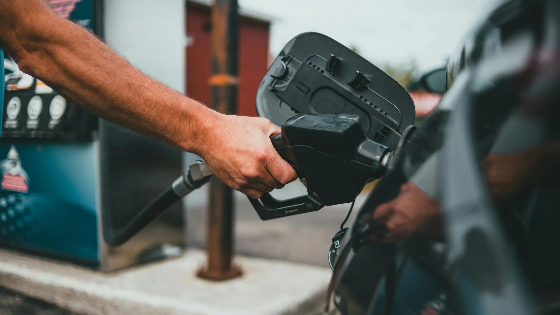 Motor Oil Launches Greece's First Hydrogen Refueling Station, Driving Clean Transport Initiatives