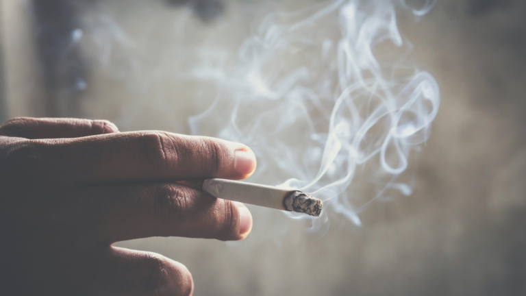Greece to ban adults sending children to buy tobacco